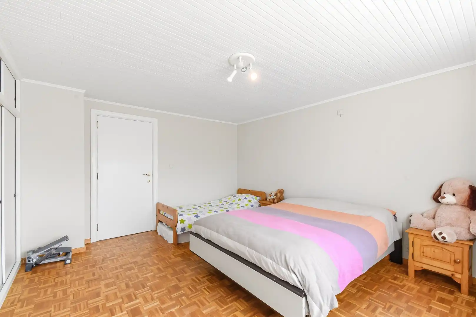 Ruime villa met 4 slaapkamers foto 13