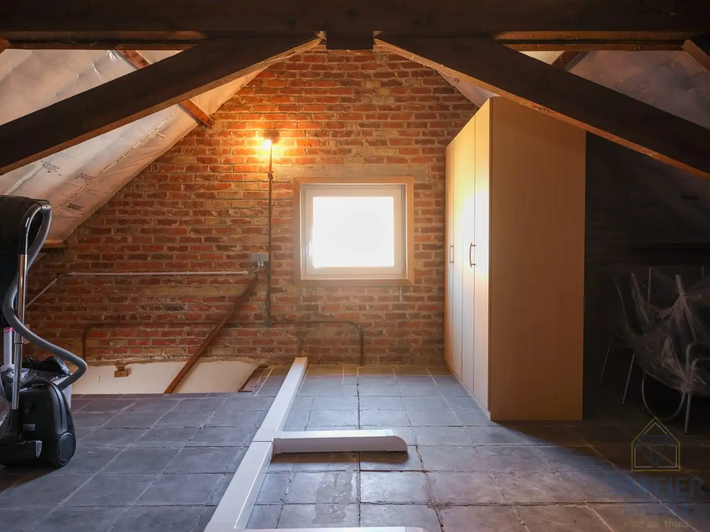 Instapklare halfopen woning te koop in Ingelmunster foto 22