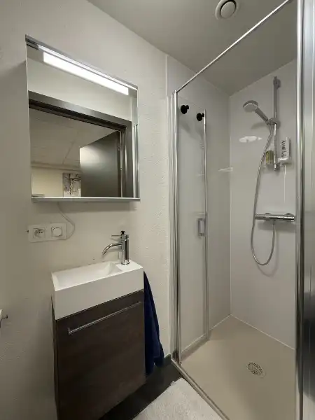 Smaakvol kantoor/praktijkruimte op commerciële ligging foto 10