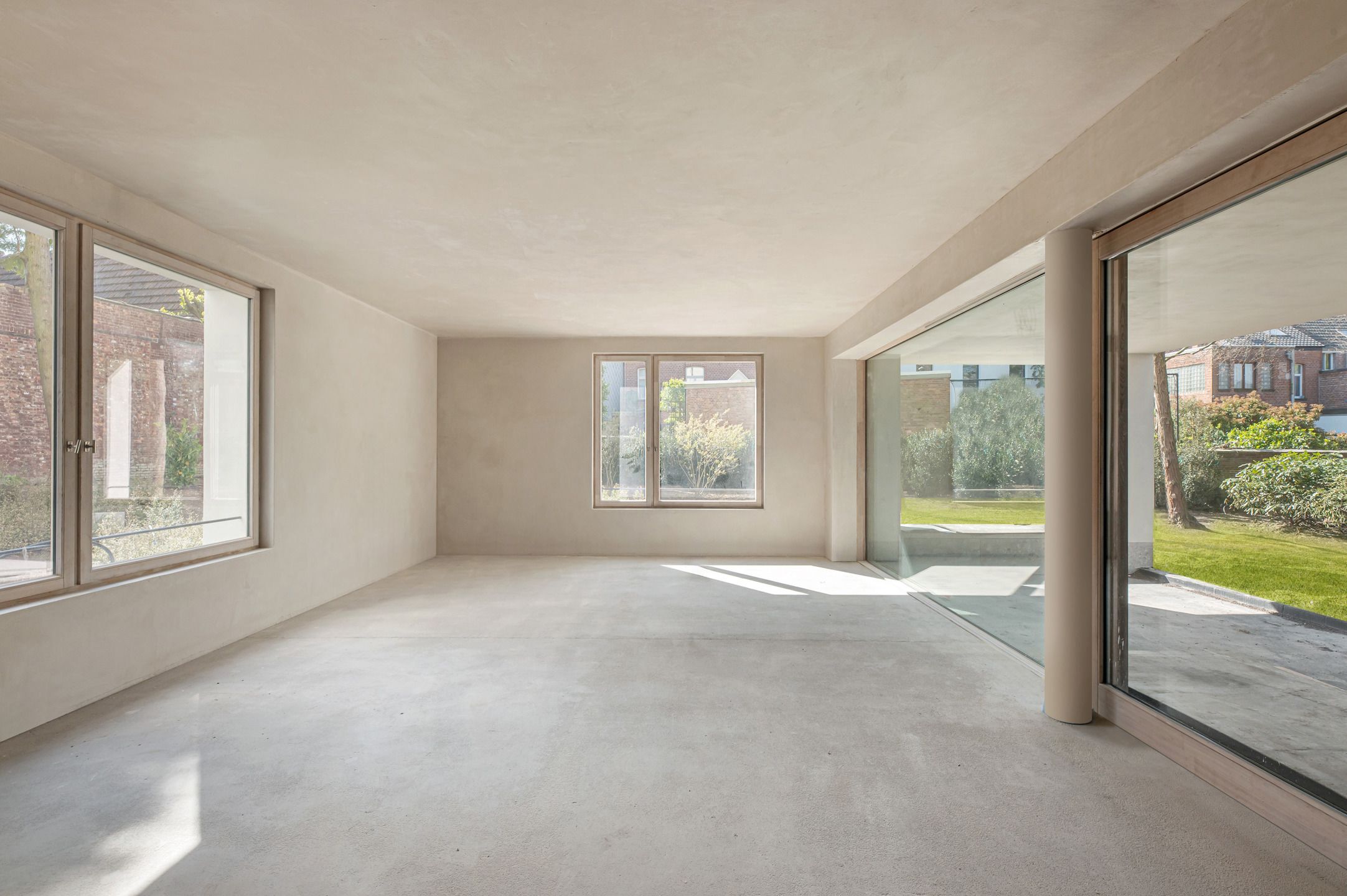 Villa appartement 231m², naadloos in connectie met de tuin foto 3