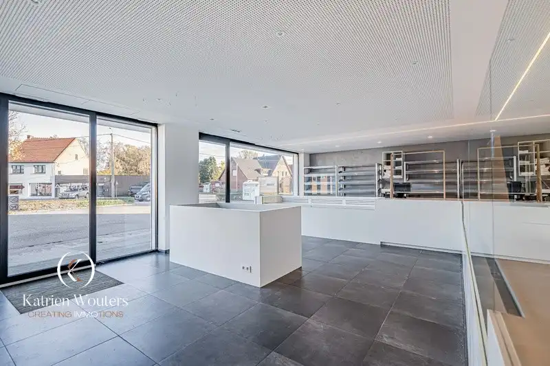 Woning met handelsruimte én enorm veel potentieel foto 21