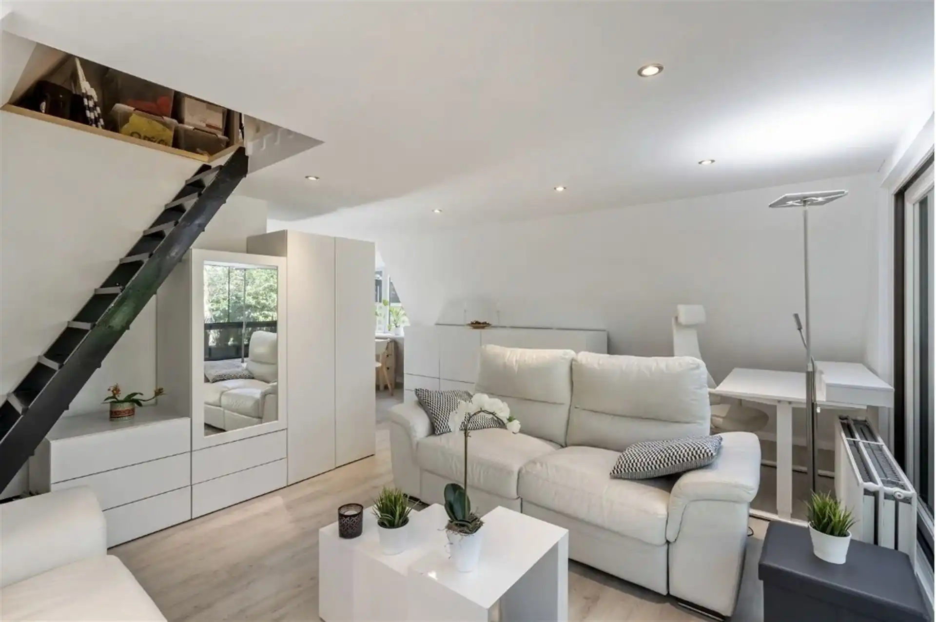 Instapklare vakantiewoning (punthuisje) met 2 slaapkamers op vakantiedomein Sonnevijver! foto 10