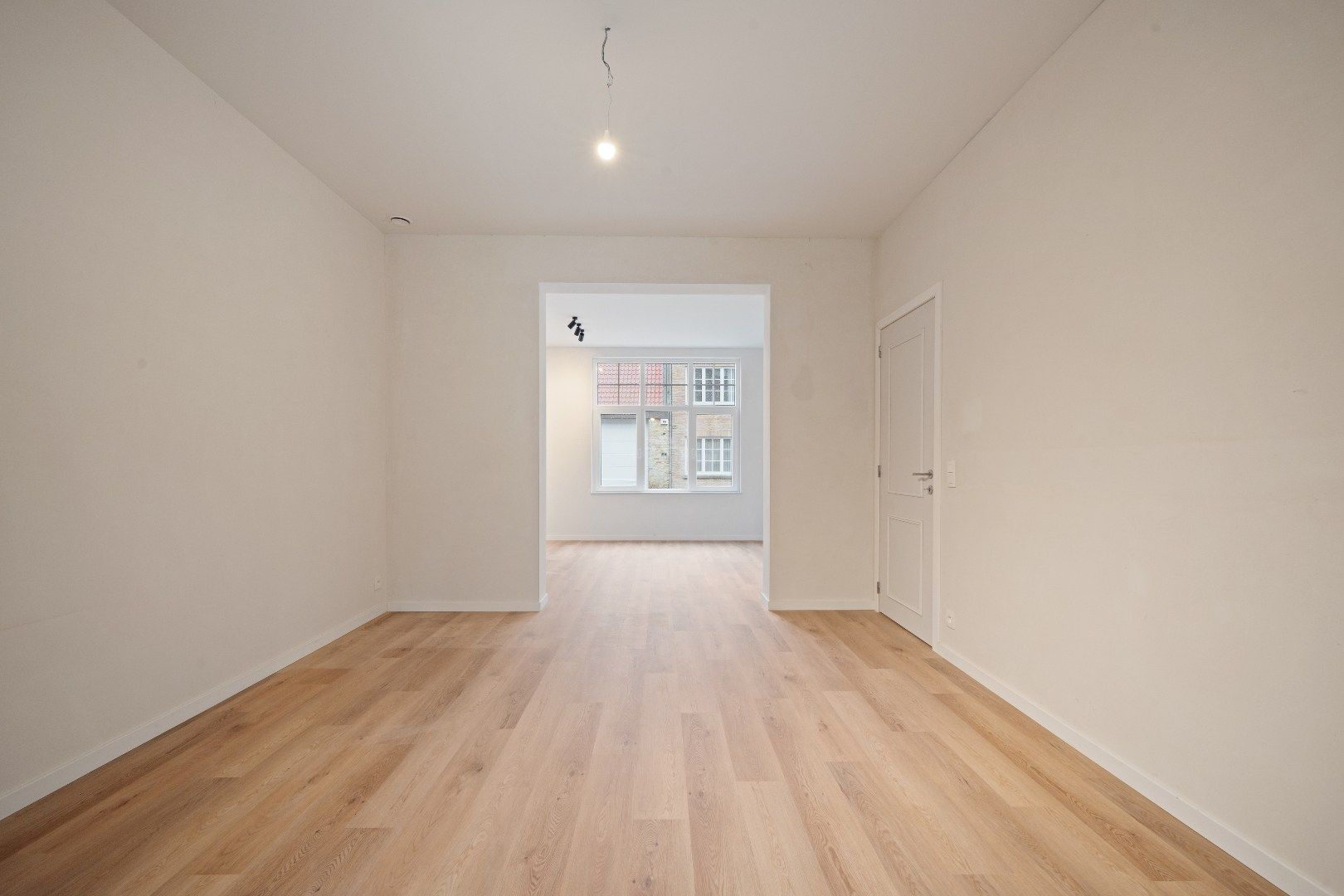 Karaktervol, gerenoveerde burgerwoning in Nieuwpoort (Vernieuwbouw - Epeil 7) – 4 slaapkamers & stadstuin foto 7