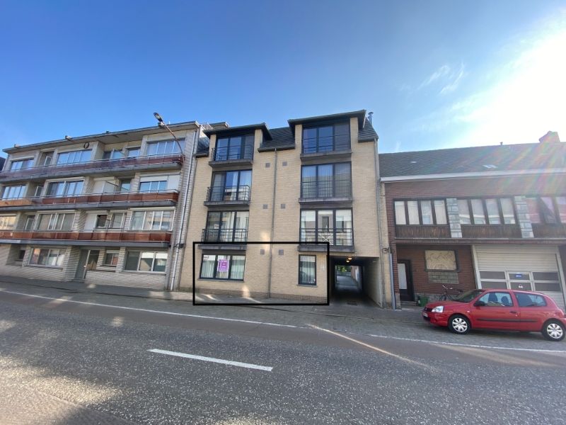 Gezellig gelijkvloers appartement (+-71m²) met autostaanplaats centrum Geel. foto {{pictureIndex}}