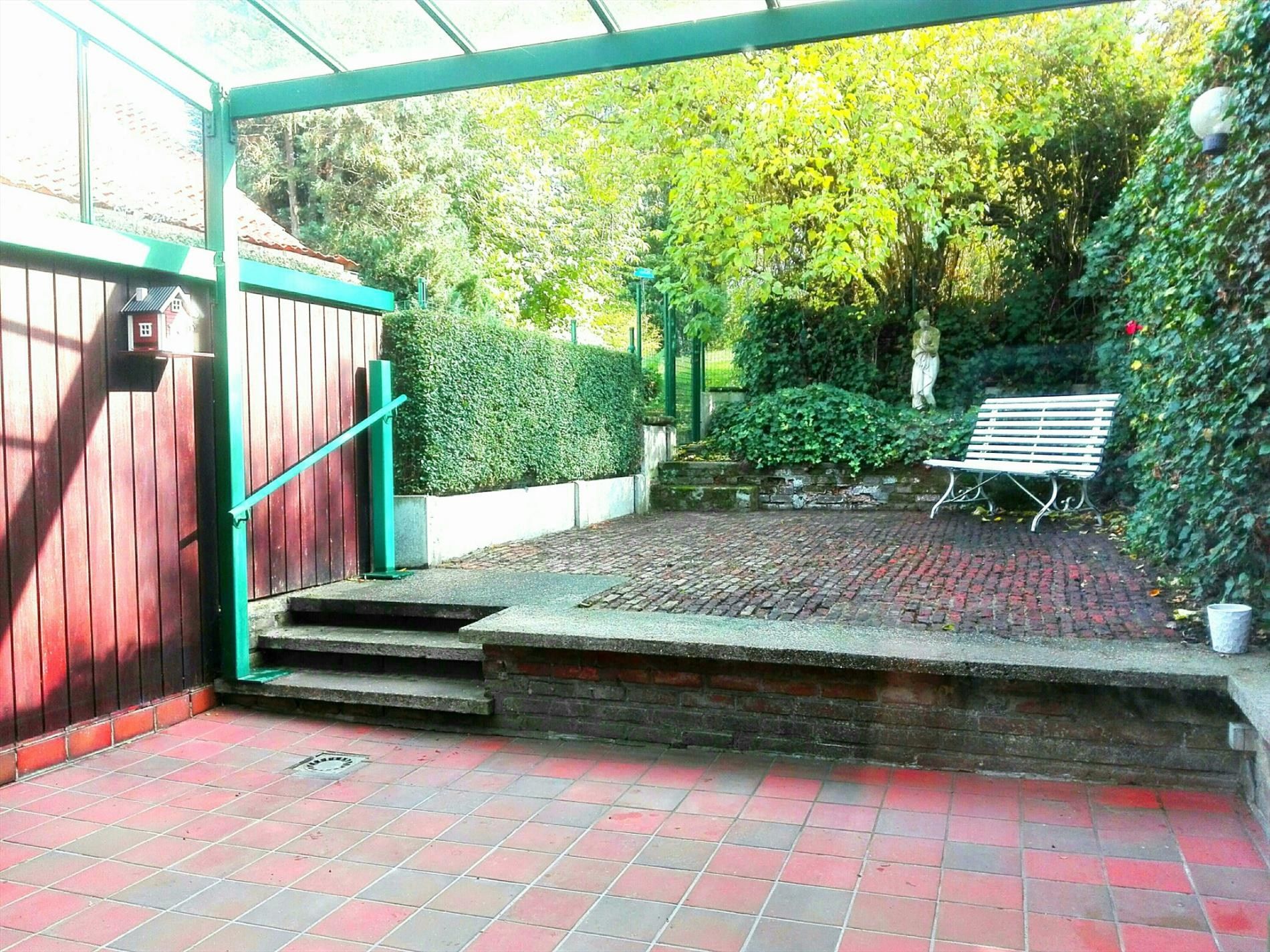 knusse stadswoning met terras foto 10