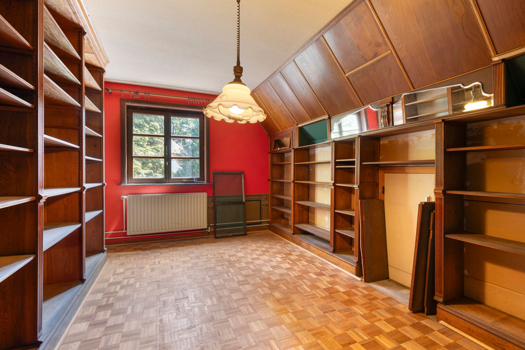 Te moderniseren rustig gelegen woning met 3/4 slaapkamers foto 17