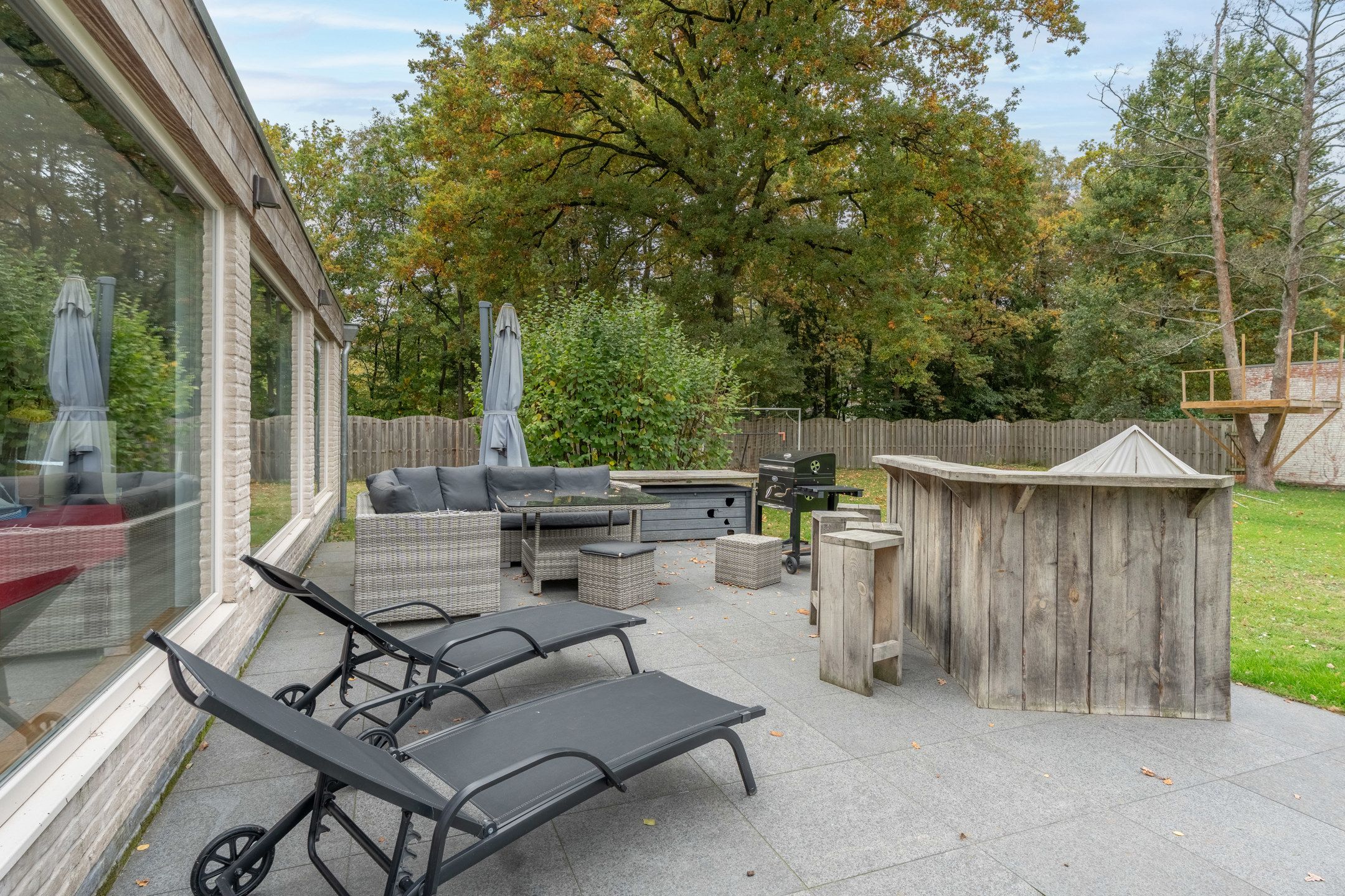 Ruime villa met 5/6 slpks op een perceel van 1.765 m²  foto 41