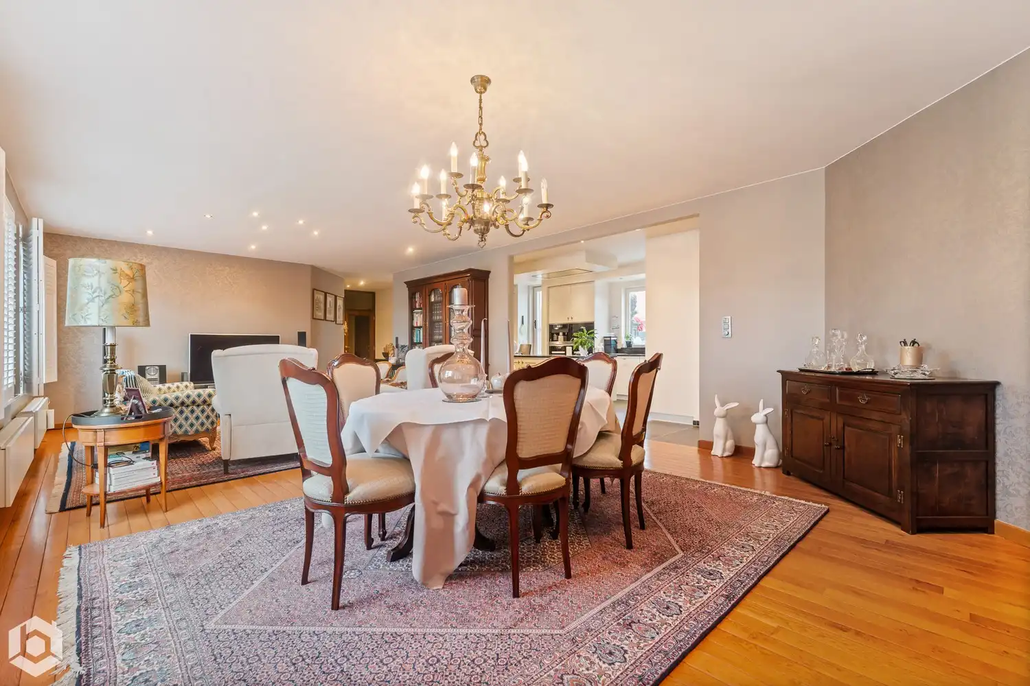 Commercieel pand met ruim appartement op toplocatie in Sint-Katelijne-Waver foto 19