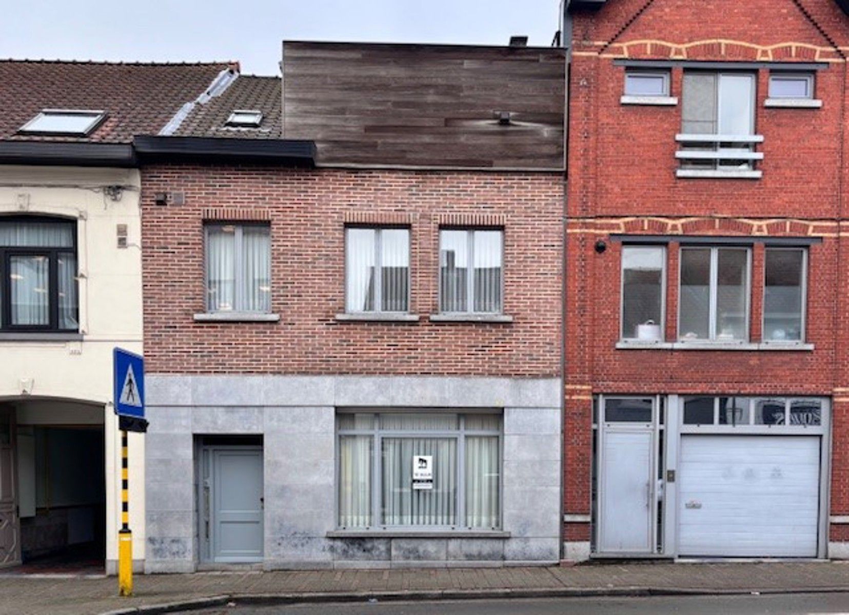 Gelijkvloers  éénslaapkamerappartement met koertje in de directe nabijheid van winkels, scholen en op wandelafstand van het station.  foto {{pictureIndex}}