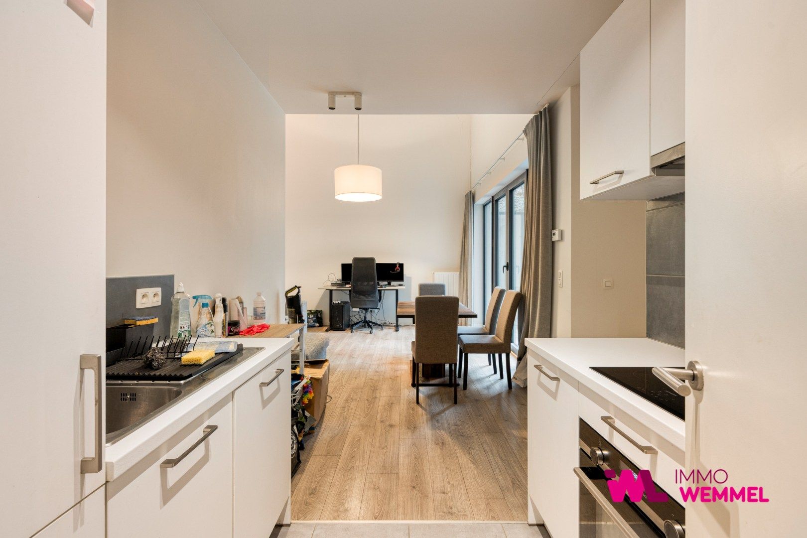 Gelijkvloersappartement met terras en tuin foto 13