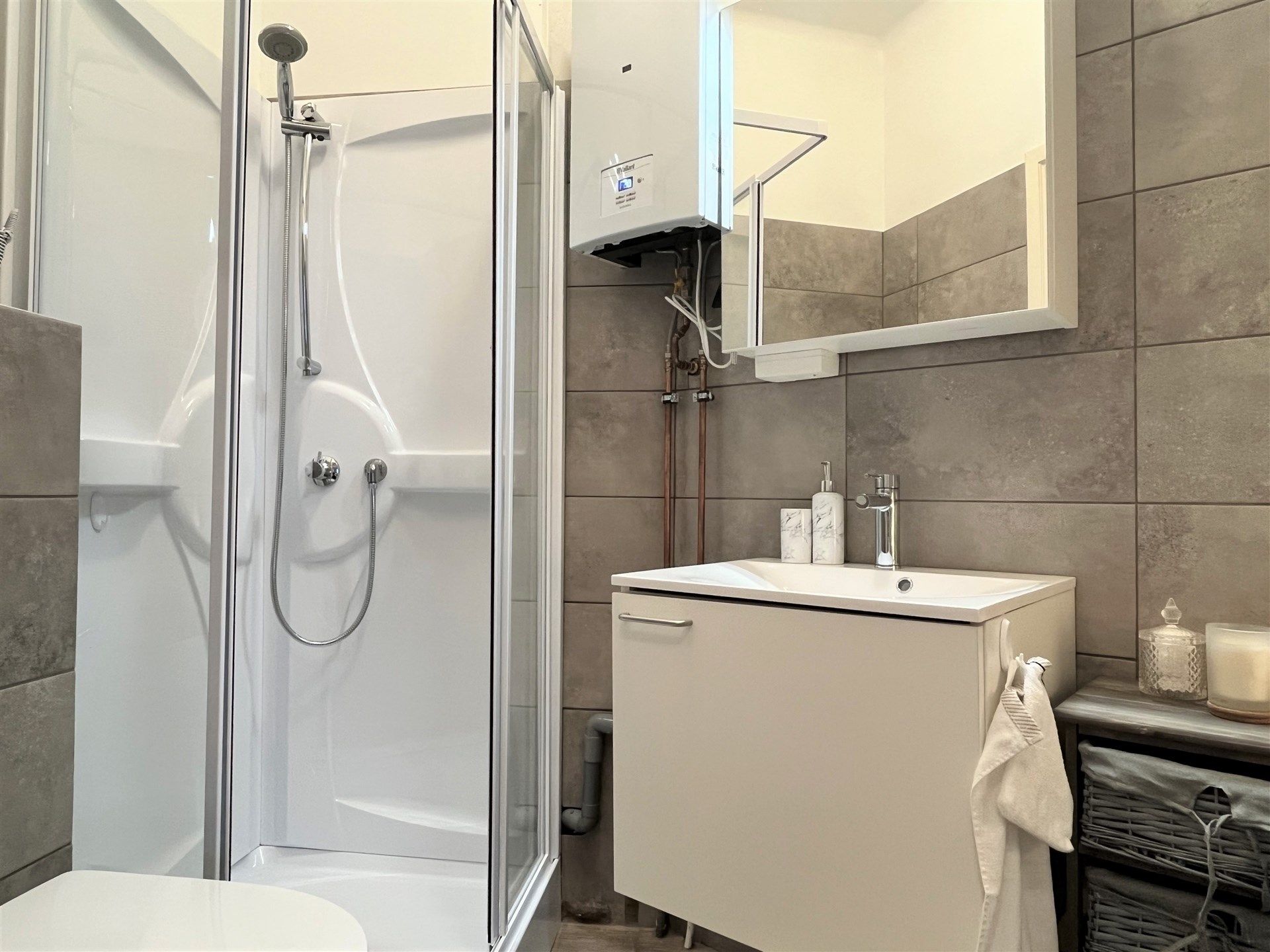 Gemeubeld appartement op topligging! foto 4