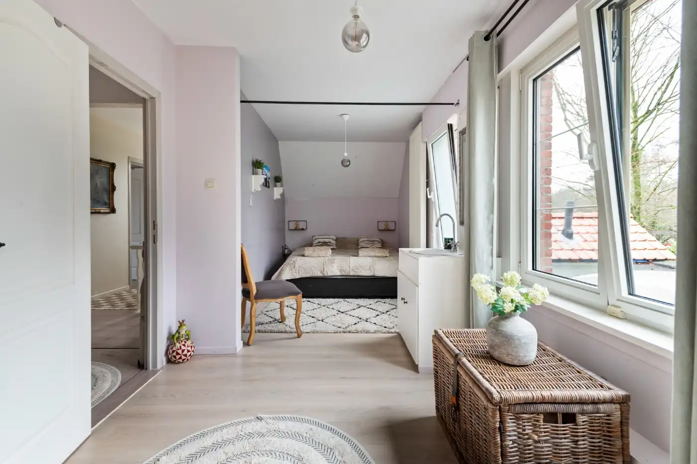 Ruime, instapklare, vrijstaande woning met 5 slpk., grote tuin en praktijkruimte foto 17