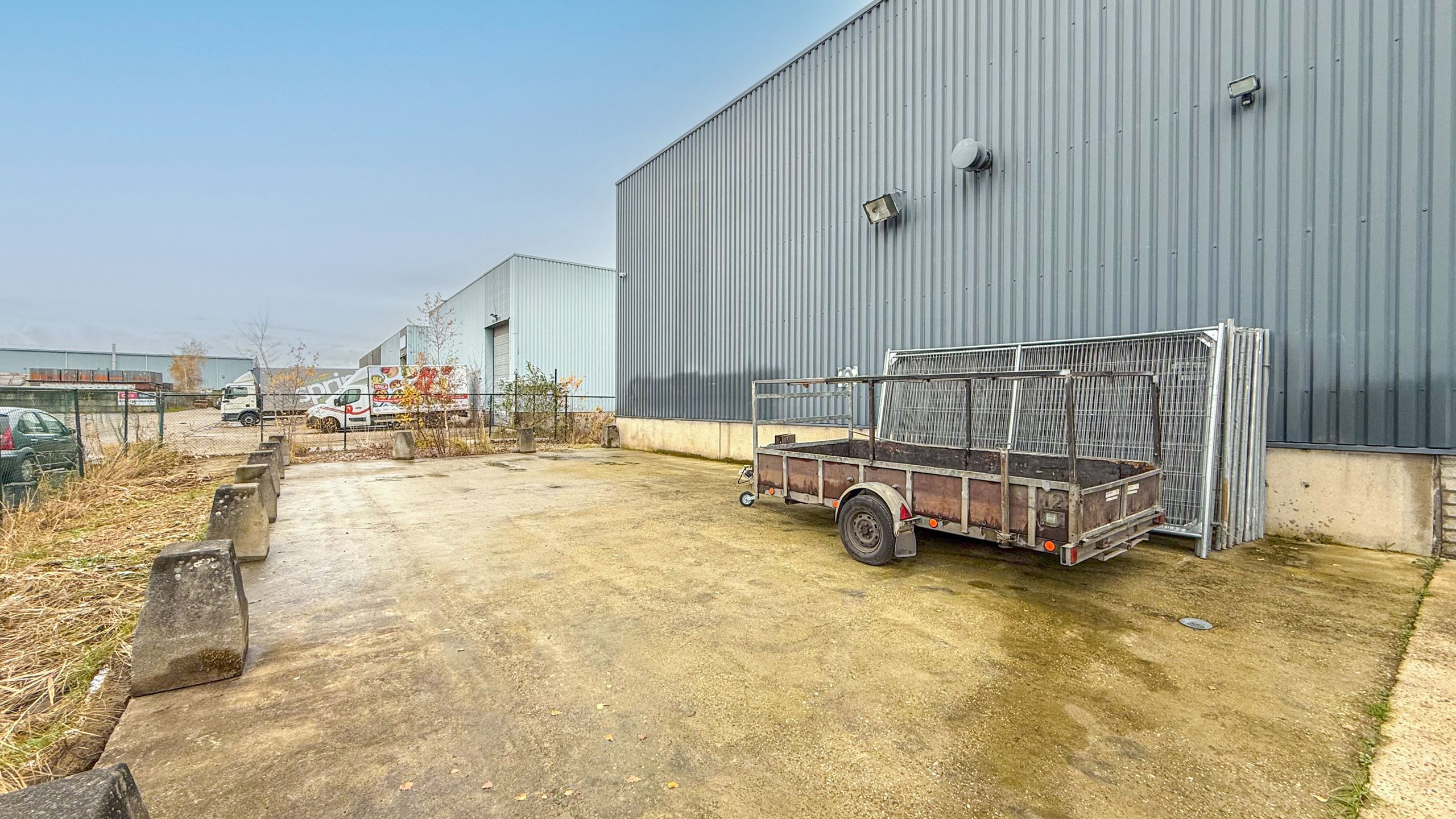 Industriepand op zeer goed gelegen locatie aan de snelweg! foto 20