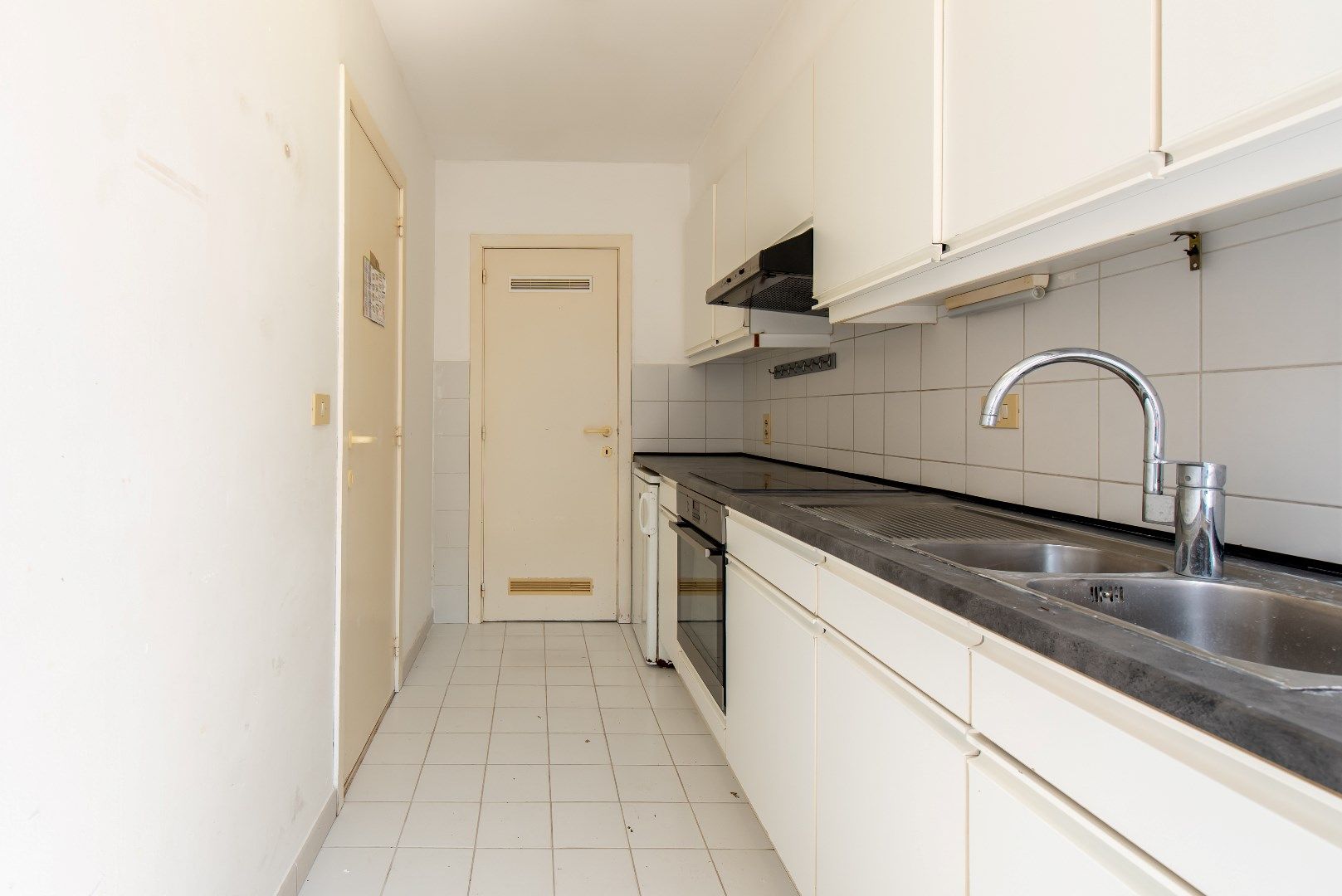 Op te frissen appartement met 2 slaapkamers op wandelafstand van de Zeedijk van Middelkerke foto 11