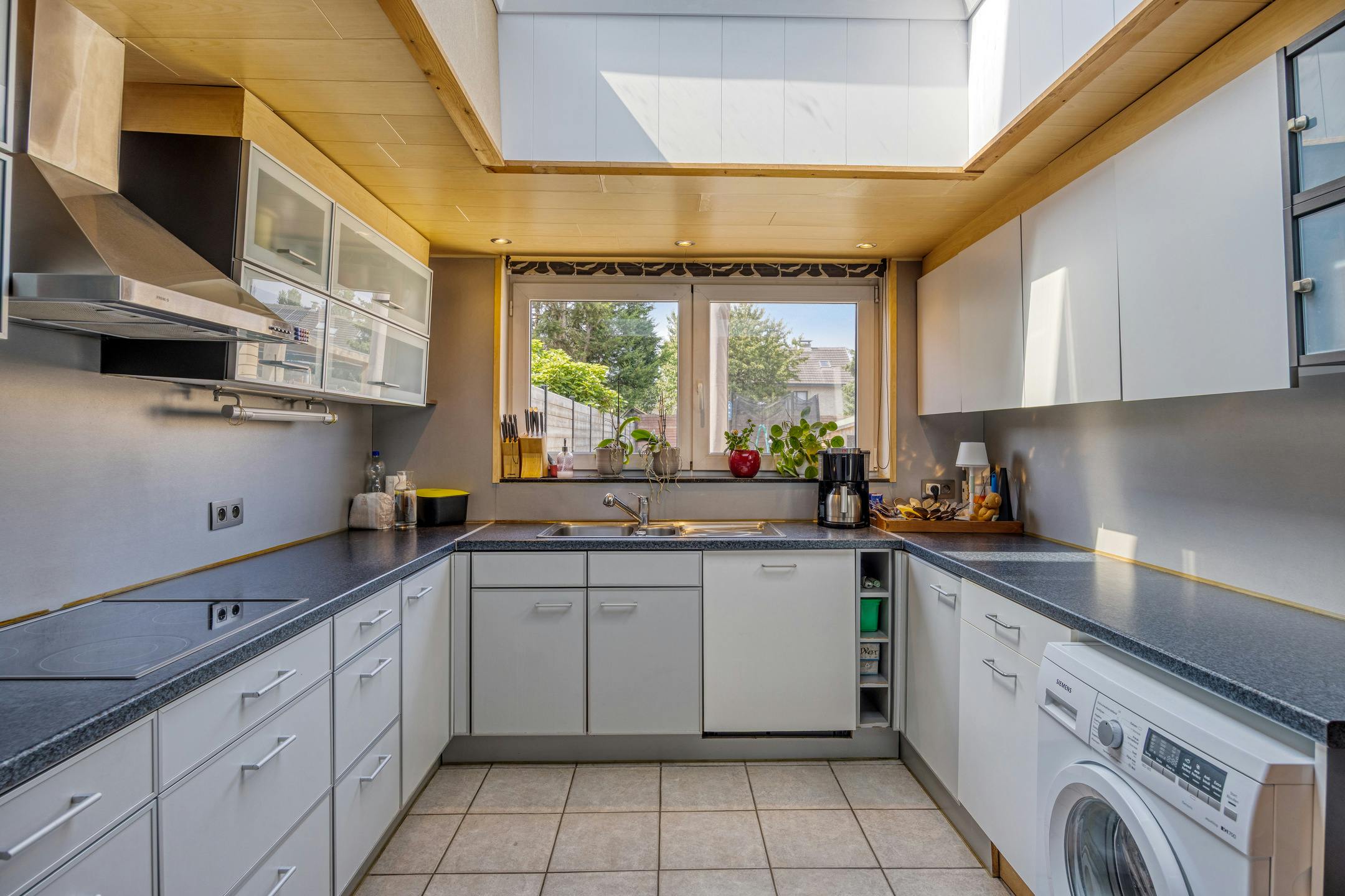  Huis met garage en tuin te koop in Wuustwezel! foto 9