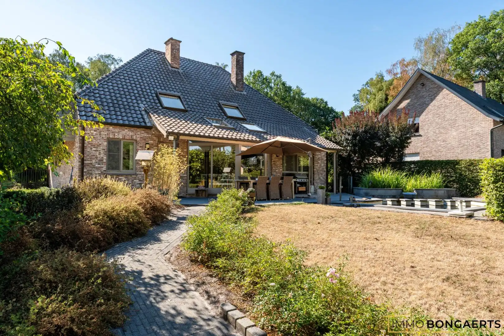 Bijzonder ruime woning op een uitzonderlijk perceel van maar liefst 16 are foto 28
