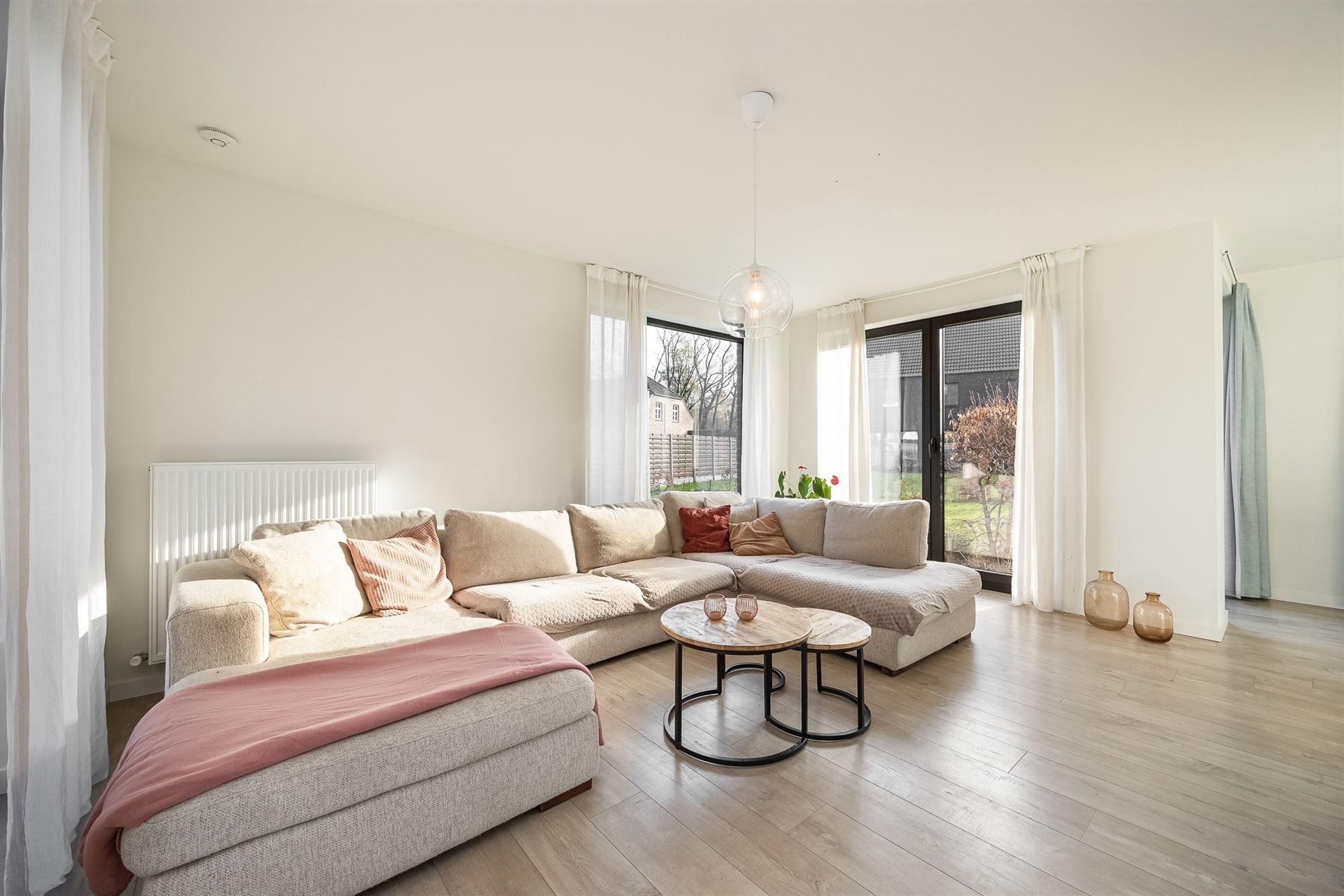 Instapklare woning met 3 slaapkamers en ruime tuin foto 4