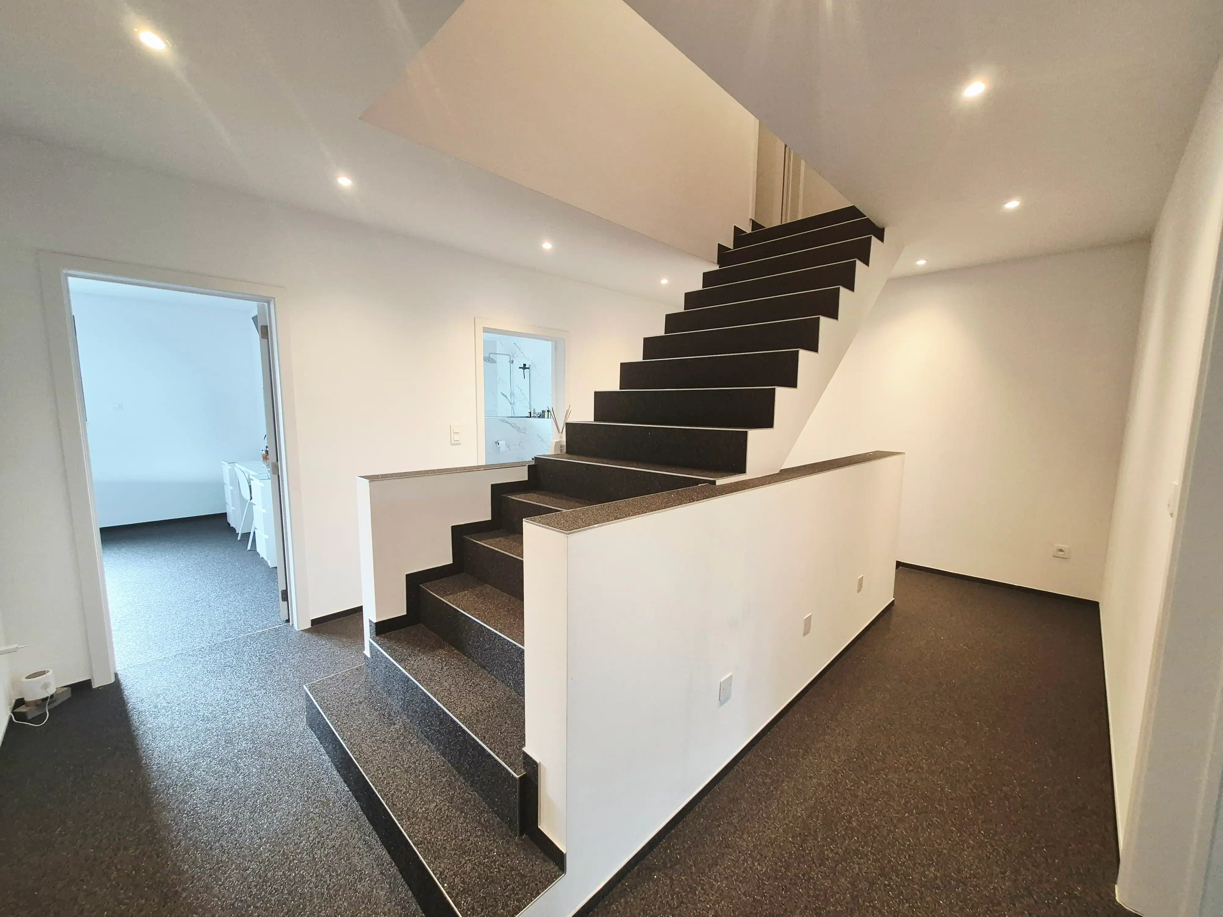 EXCLUSIEF & INSTAPKLAAR | ±385 M² | 5 SLAAPKAMERS | E-PEIL 9 | GEOTHERMIE foto 8