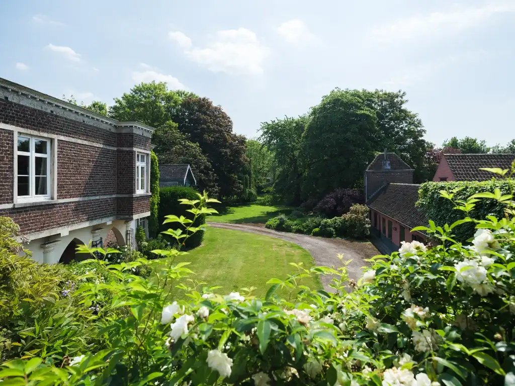 Bijzonder ruime en karaktervolle herenwoning met prachtige parktuin van ca. 6.800 m² in Oostakker foto 26