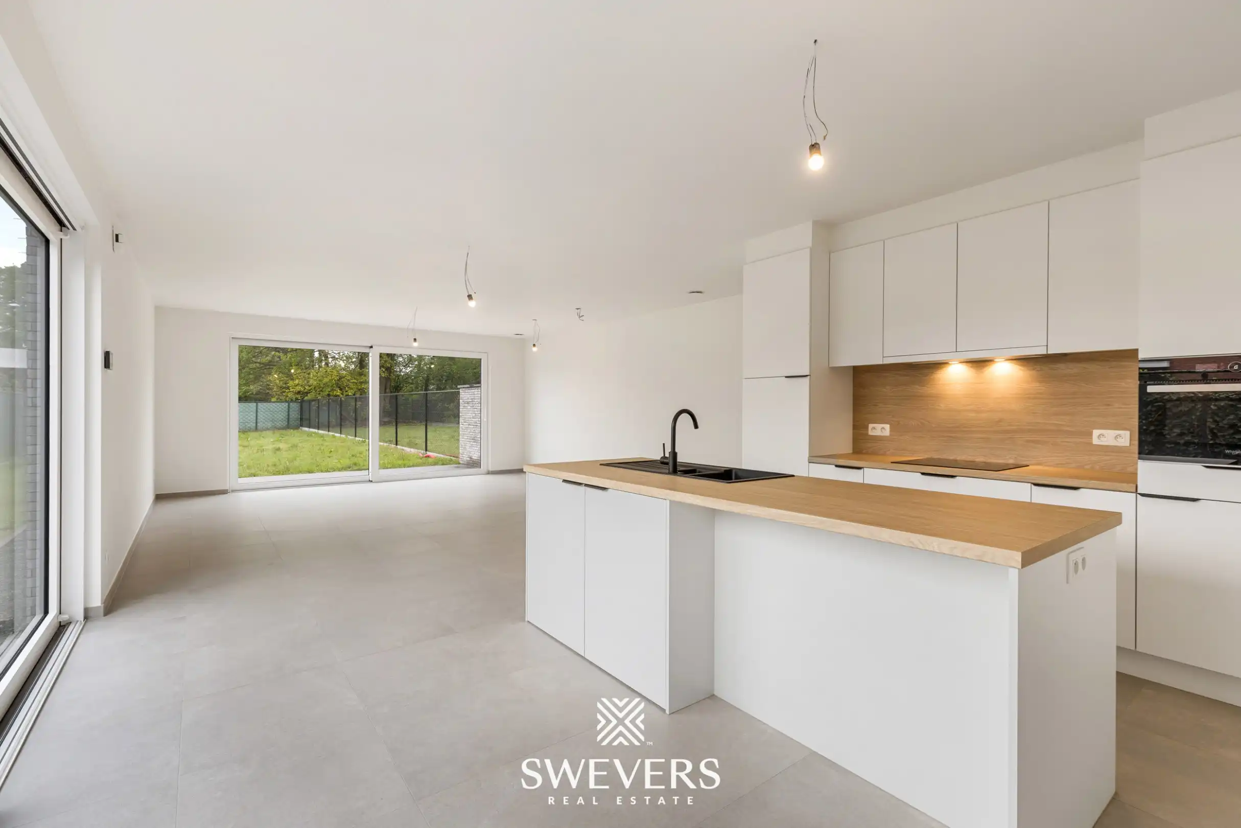 Energiezuinige en lichtrijke nieuwbouwwoning op een rustige locatie te Heusden-Zolder foto 6