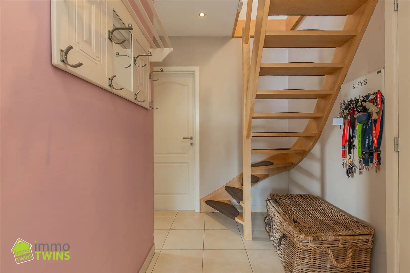 Duplex app met garage  foto 9