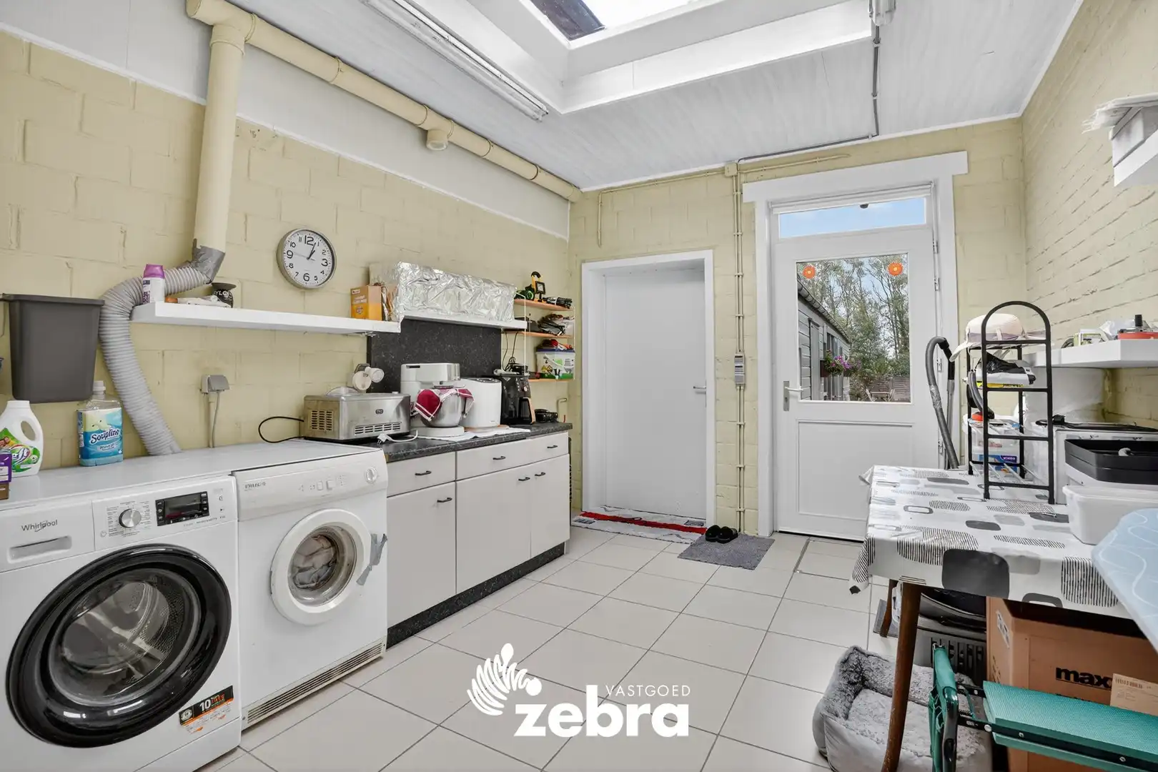 Unieke burgemeesterswoning met authentieke charme, 6 slaapkamers en grote tuin nabij IJzer te Roesbrugge! foto 25