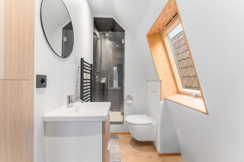 Roeselare, unieke rijwoning met karakter op 500 meter van centrum foto 15