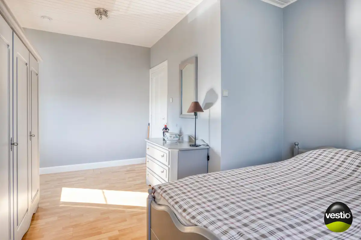 RUIME INSTAPKLARE GEZINSWONING OP 4A37CA TE MOELINGEN. foto 27