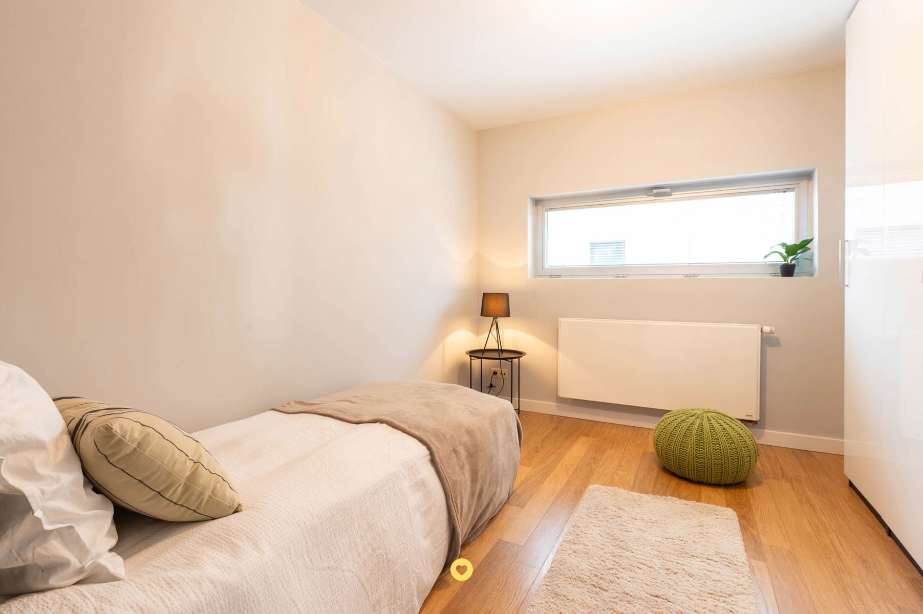 Rustig gelegen instapklare HOB met 4 SLK's, bureau en tuin foto 13