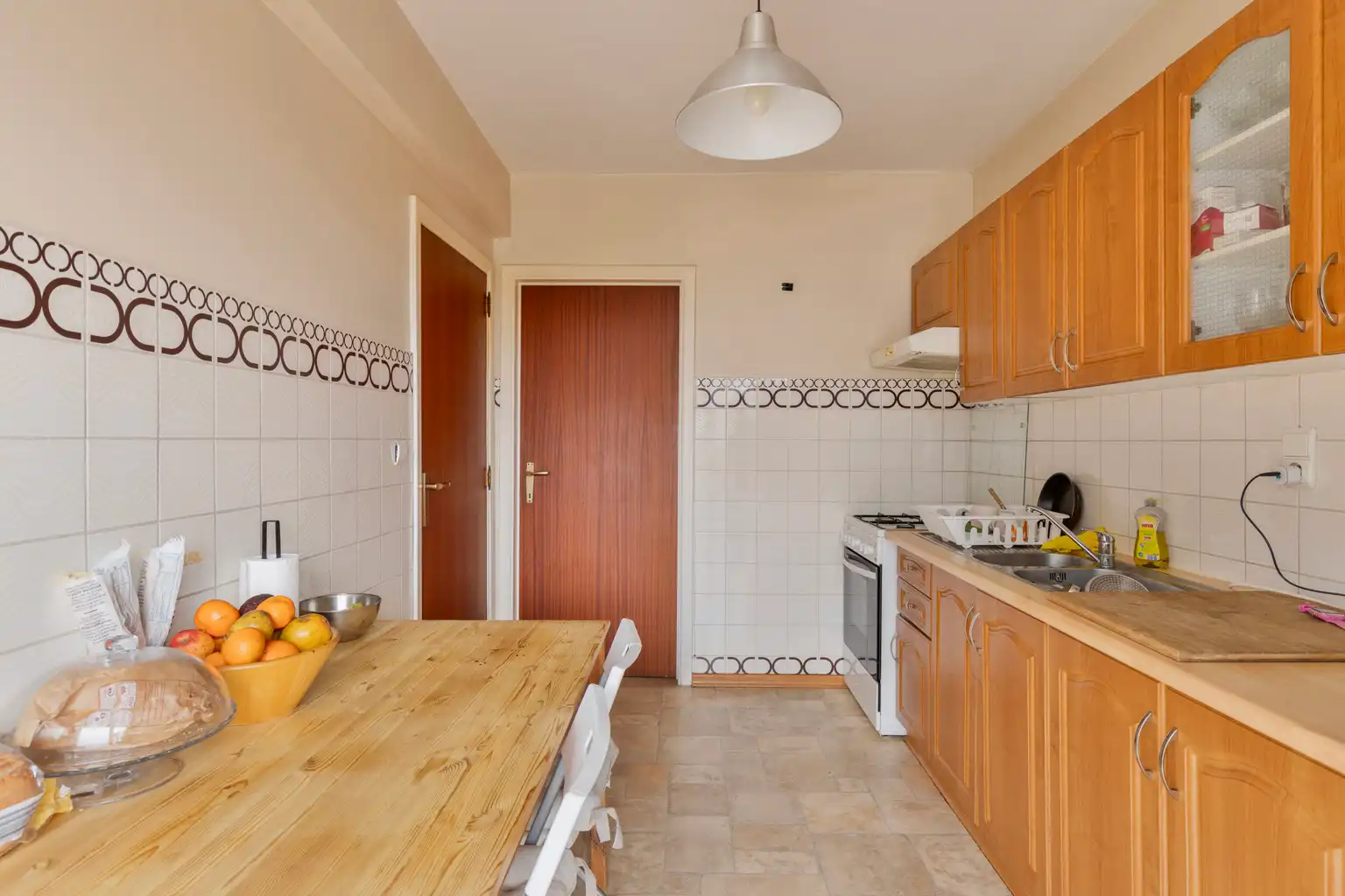 Instapklaar 2 slaapkamer appartement op 1ste verdieping foto 6