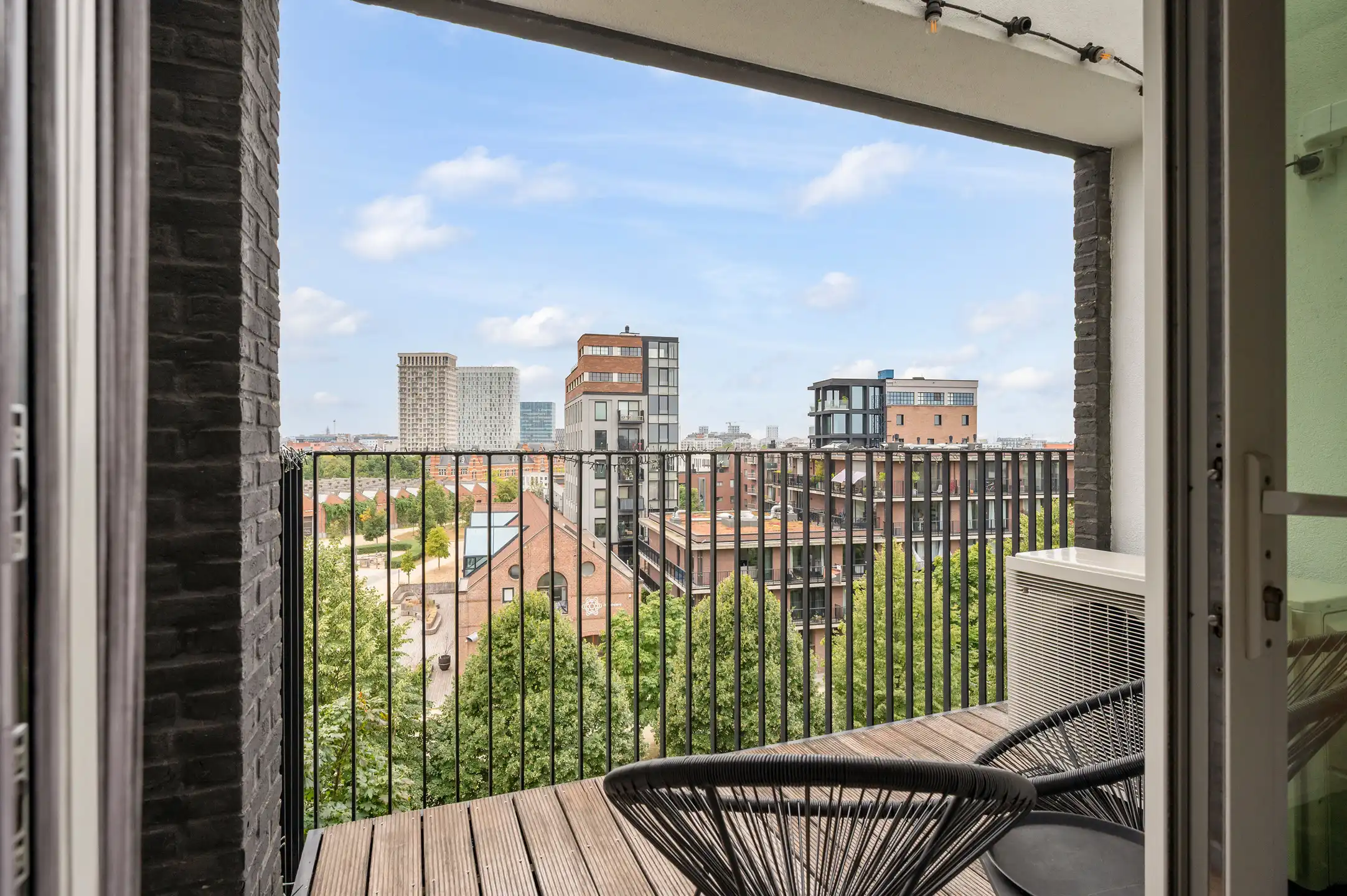 Instapklaar 2-slaapkamerappartement met panoramisch uitzicht en zuidwestgericht terras foto 13