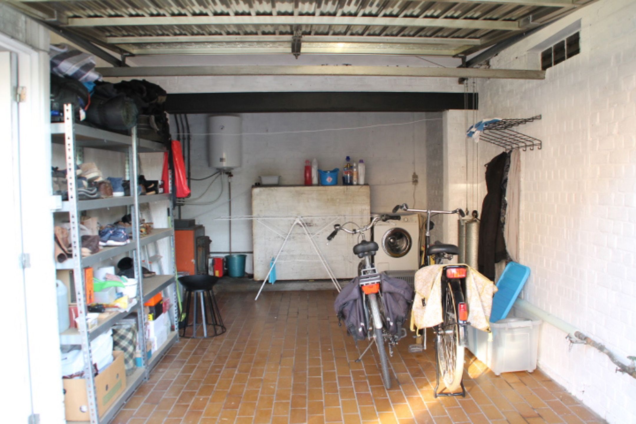 Rustig gel. 3-slpk.-appt met garage foto 6