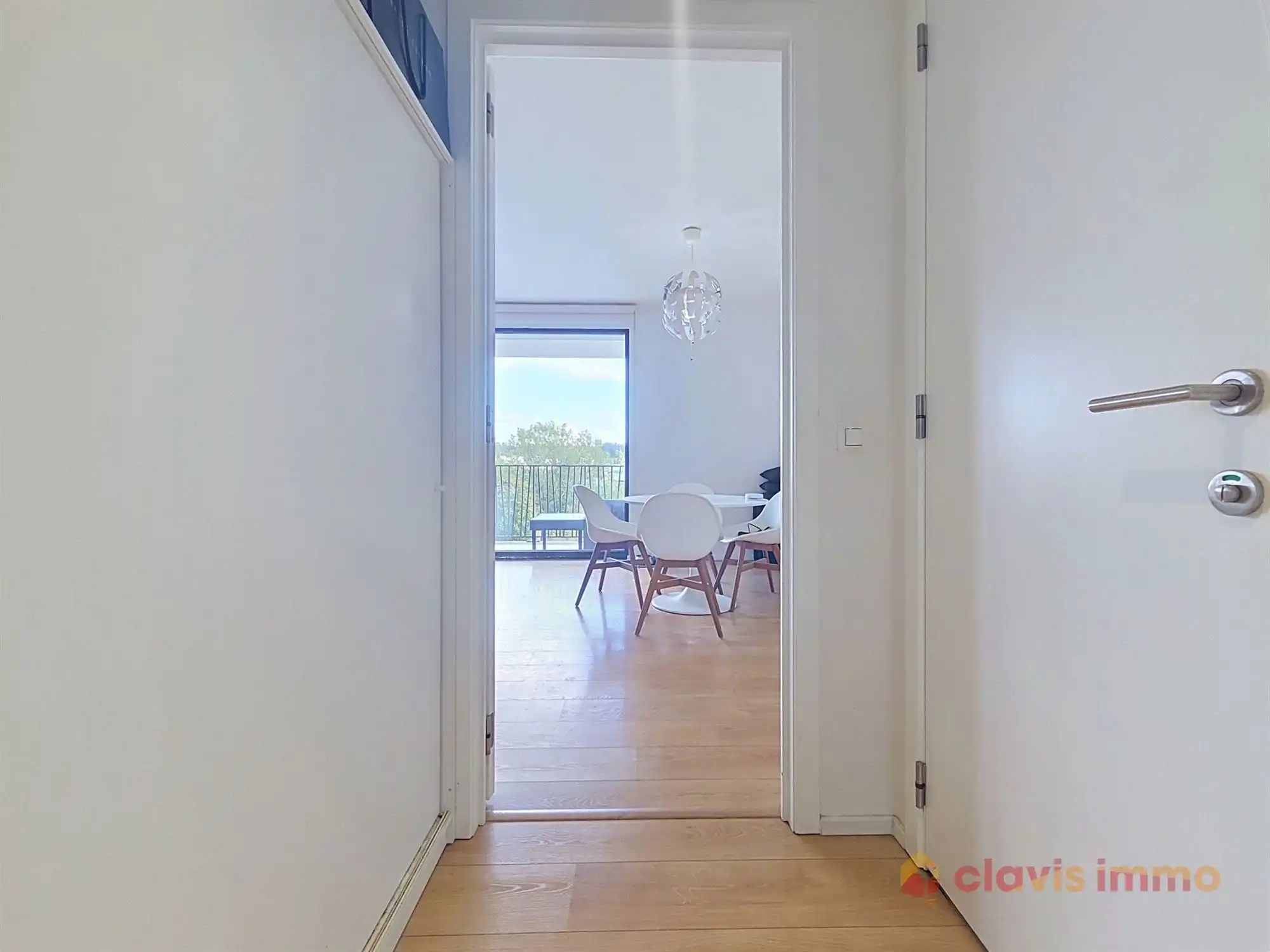 Appartement met terras en parking foto 24