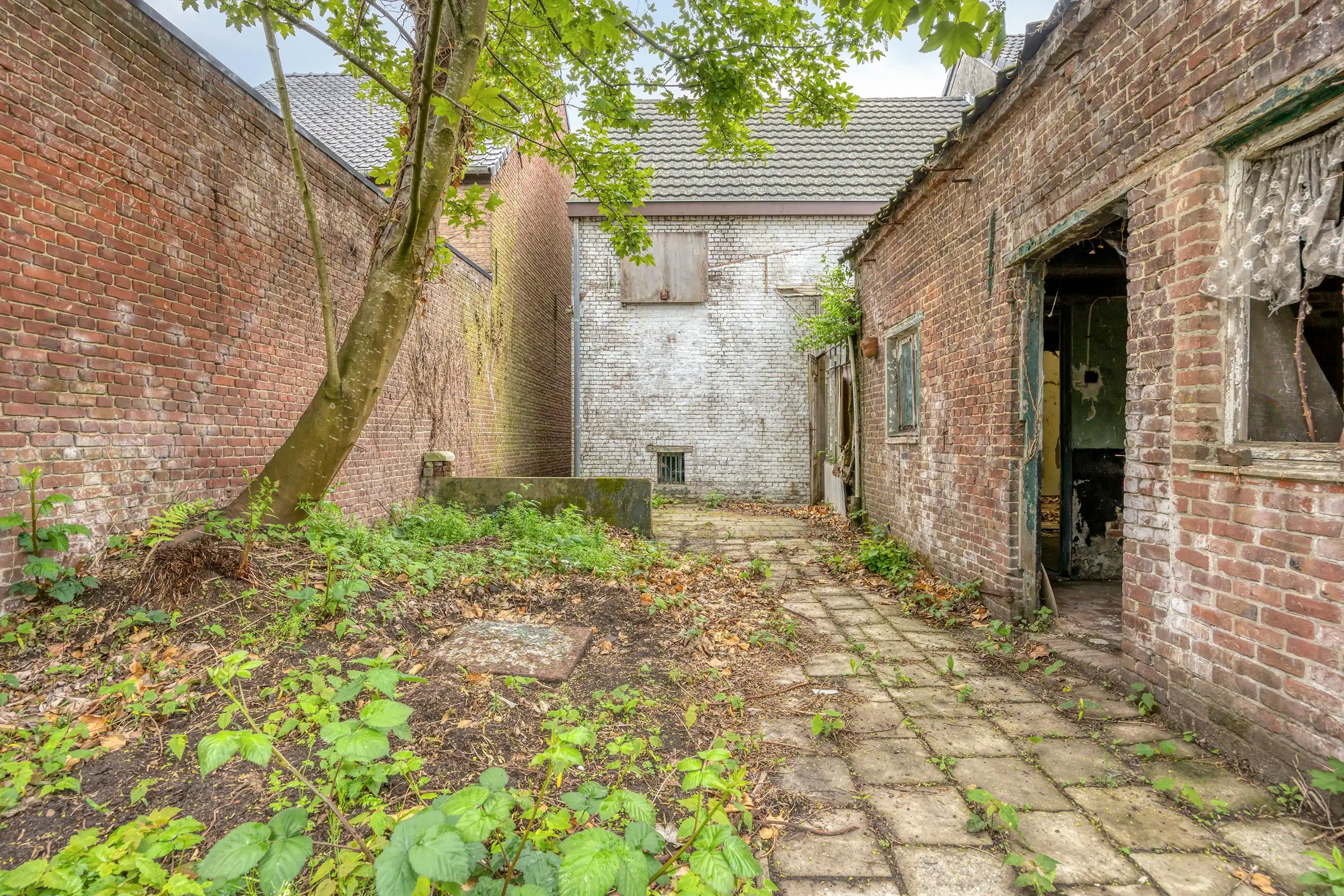 Volledig te renoveren woning te koop in Essen-centrum! foto 19