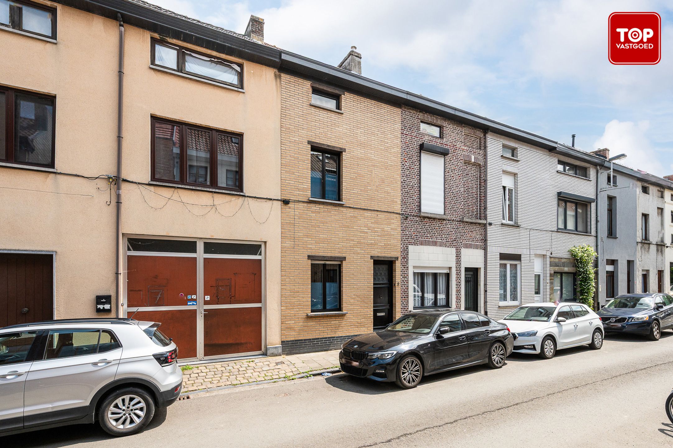 Gezinswoning vlakbij het historisch centrum. foto 2