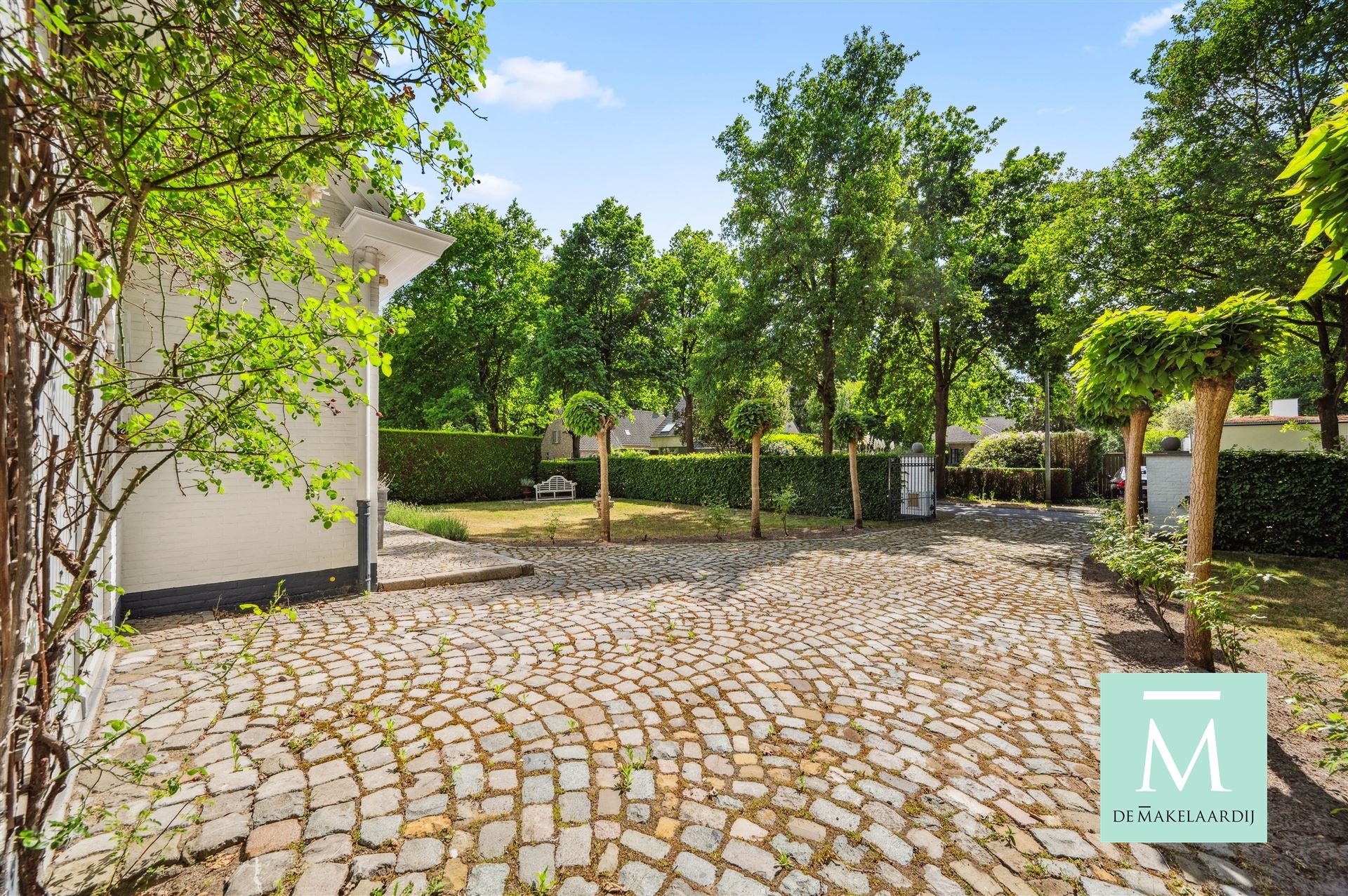 Prachtige villa met 4 slaapkamers op toplocatie nabij het Imeldaziekenhuis foto 30