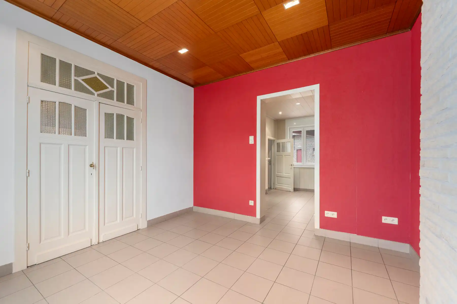 TE KOOP - halfopen bebouwing met 3 slaapkamers en EPC D foto 4