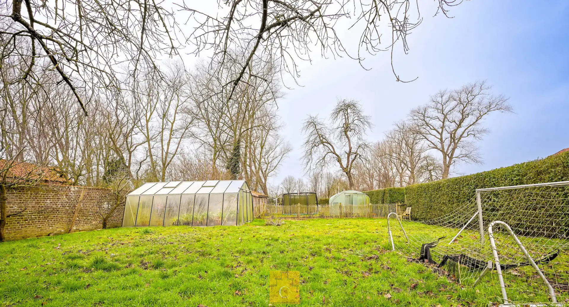 Uniek geheel van TWEE WONINGEN met bijgebouw, idyllisch gelegen aan de vaart foto 8