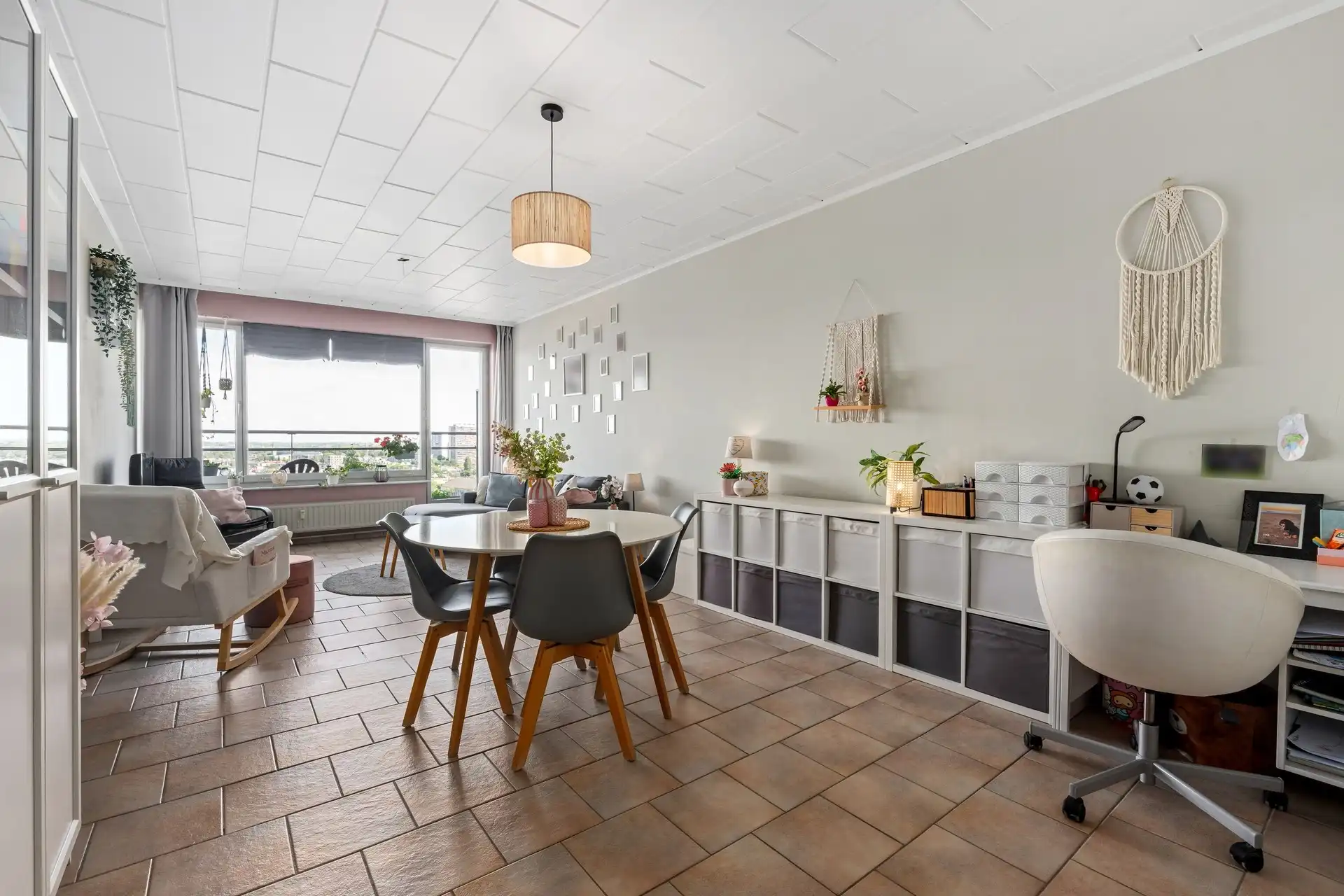 appartement foto {{pictureIndex}}