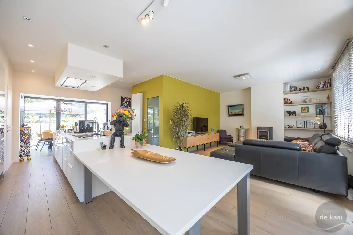 Huis te koop foto {{pictureIndex}}