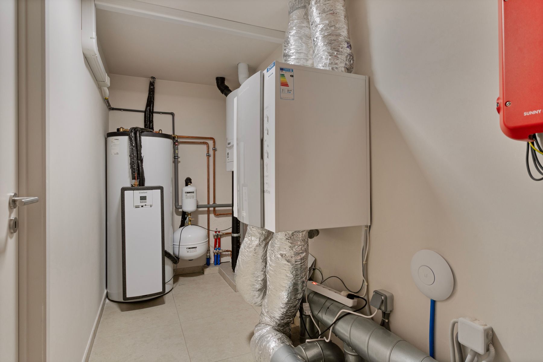 Recente instapklare woning met 4 slaapkamers ! foto 18