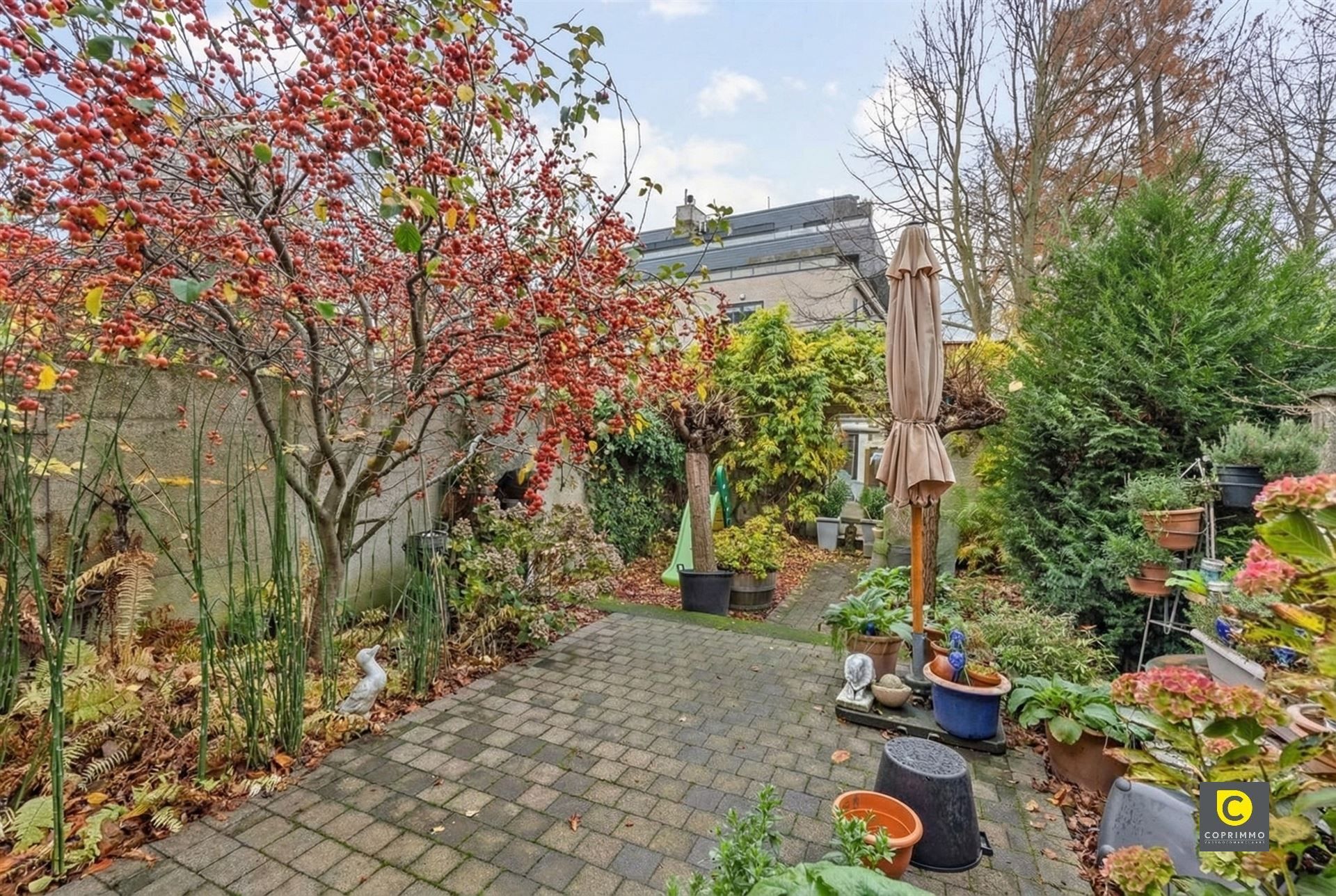 Gezellige woning met garage en tuin! foto 7