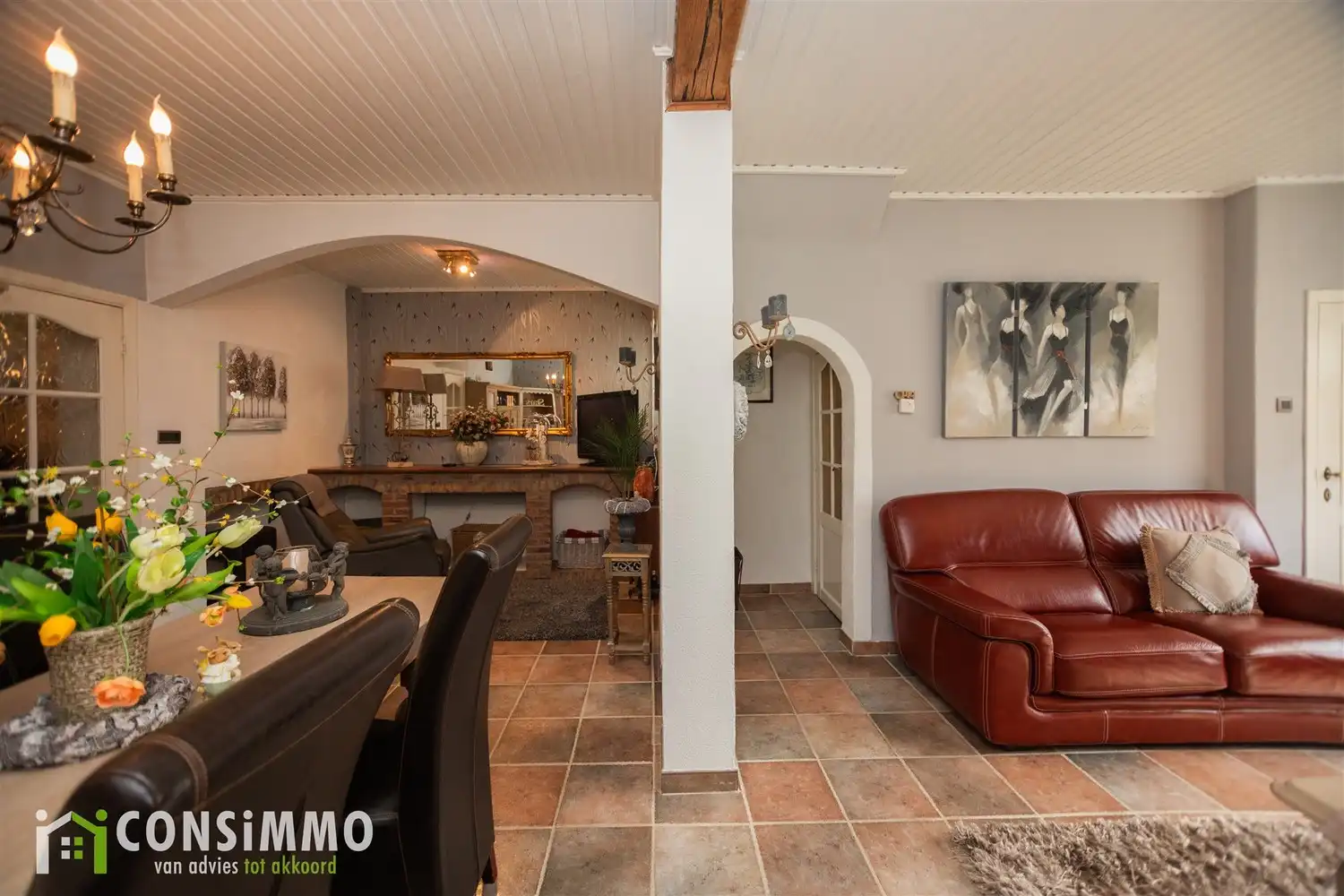 Ruime woning met kangoeroemogelijkheden in Genk foto 13