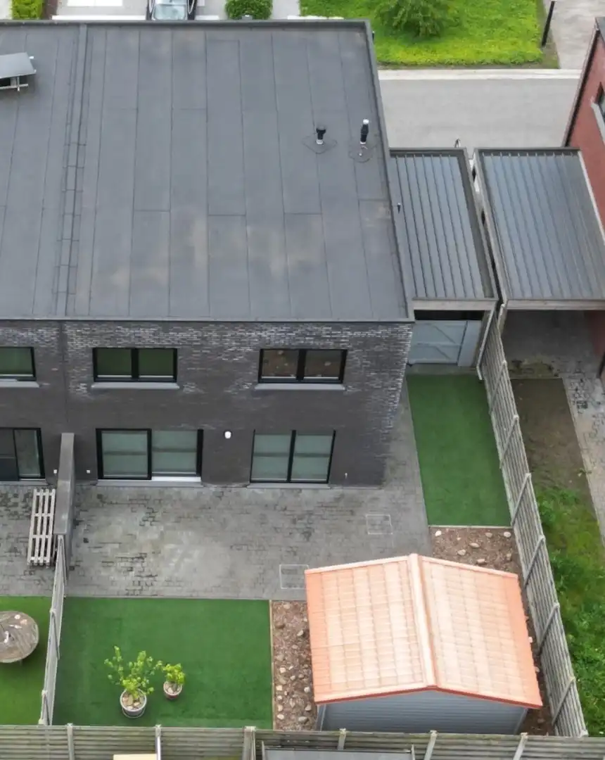 Top afgewerkte nieuwbouwwoning met 3 slaapkamers, tuin en carport in rustige woonomgeving foto 20