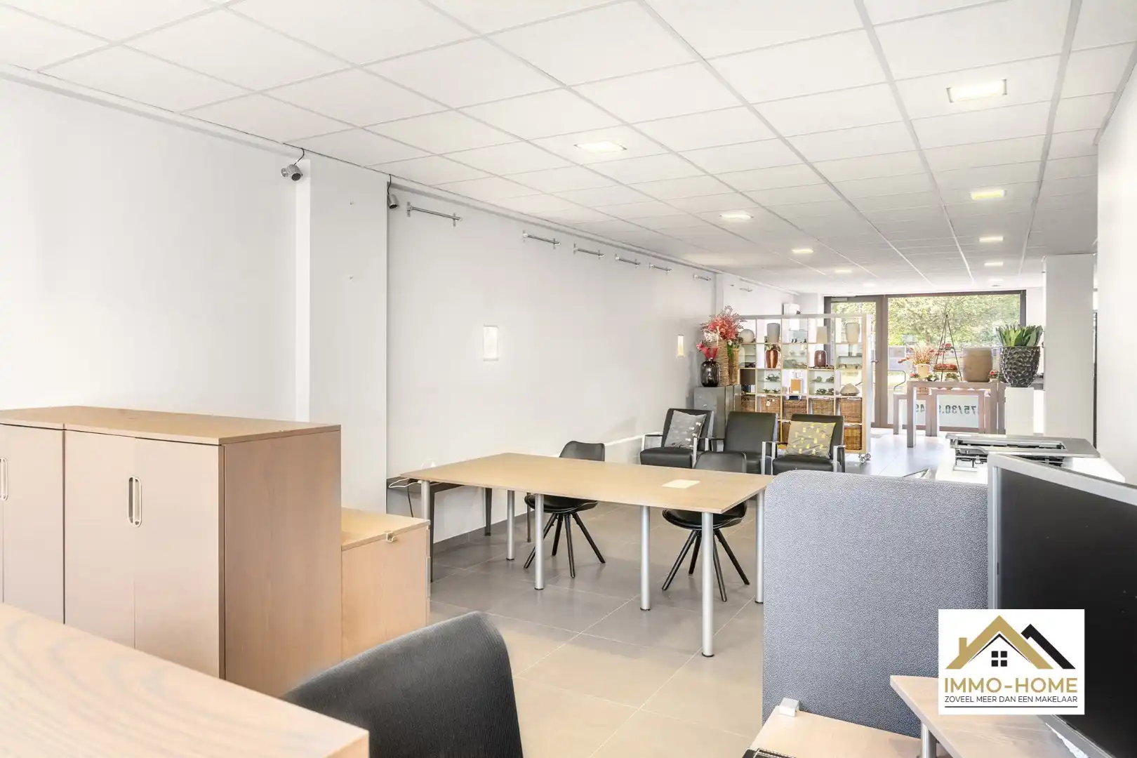Ruim handelspand dicht bij centrum Gent foto 5