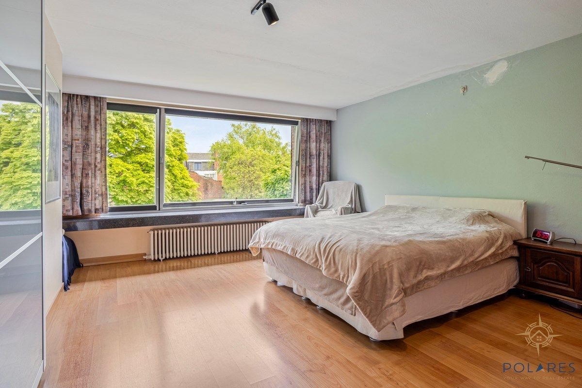 handelspand met ruime woning foto 28