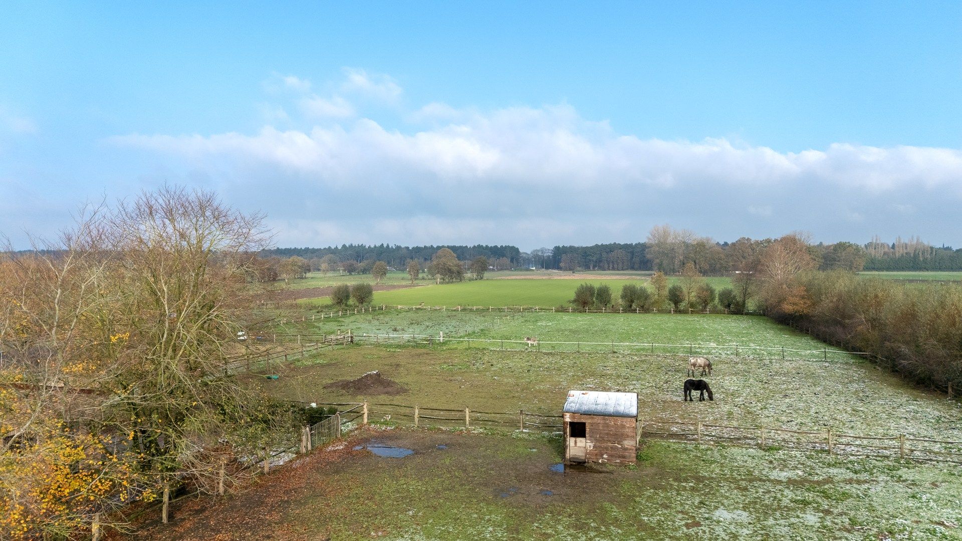 Landelijke eigendom met vergunde vakantiewoningen foto 7