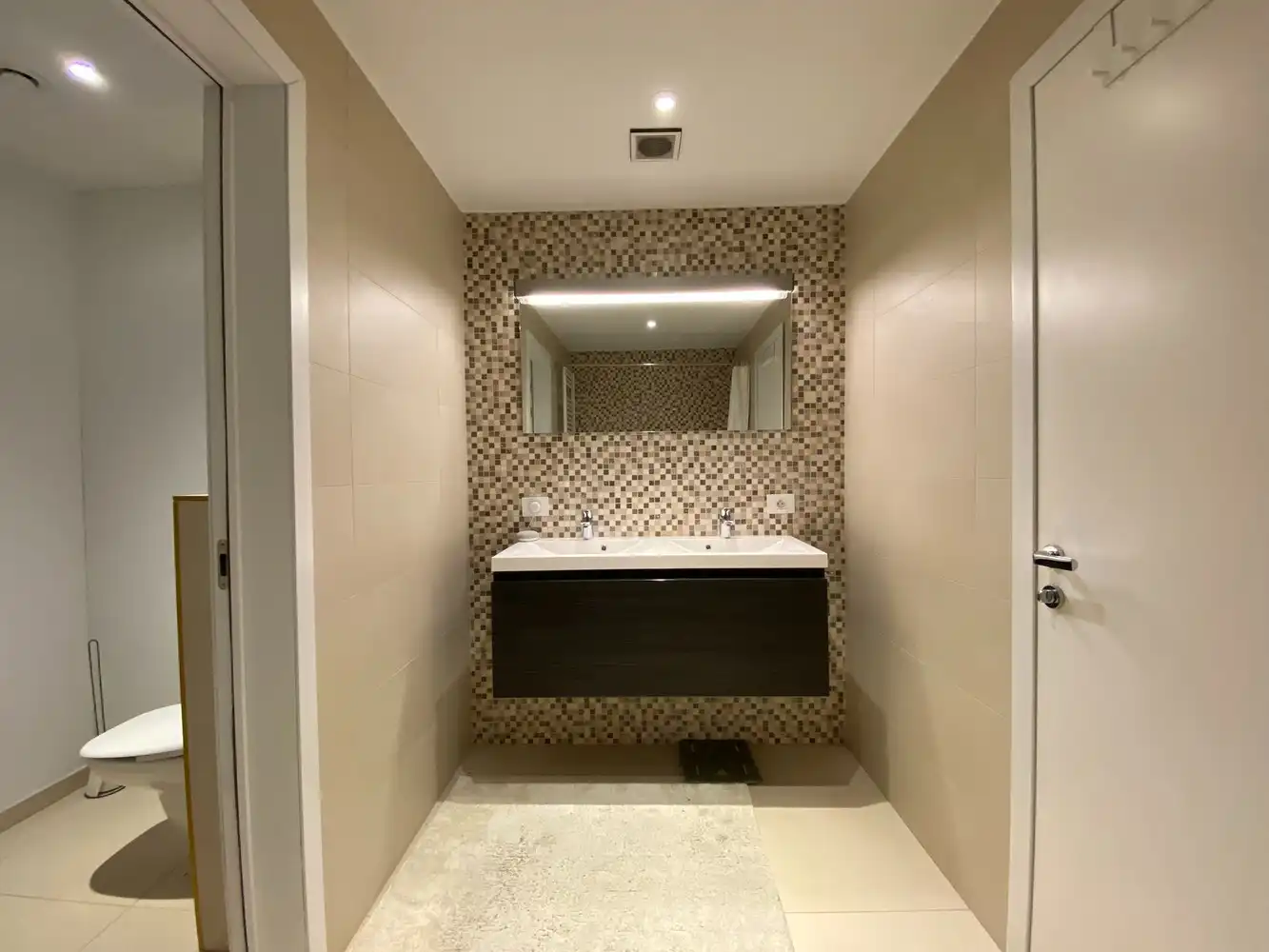 Prachtig duplex appartement met 2 slaapkamers foto 12