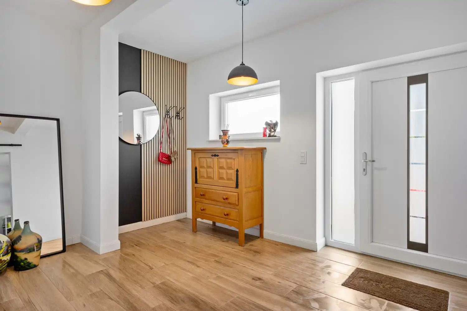 Recent gerenoveerde woning met 4 slpkrs en tuin foto 16