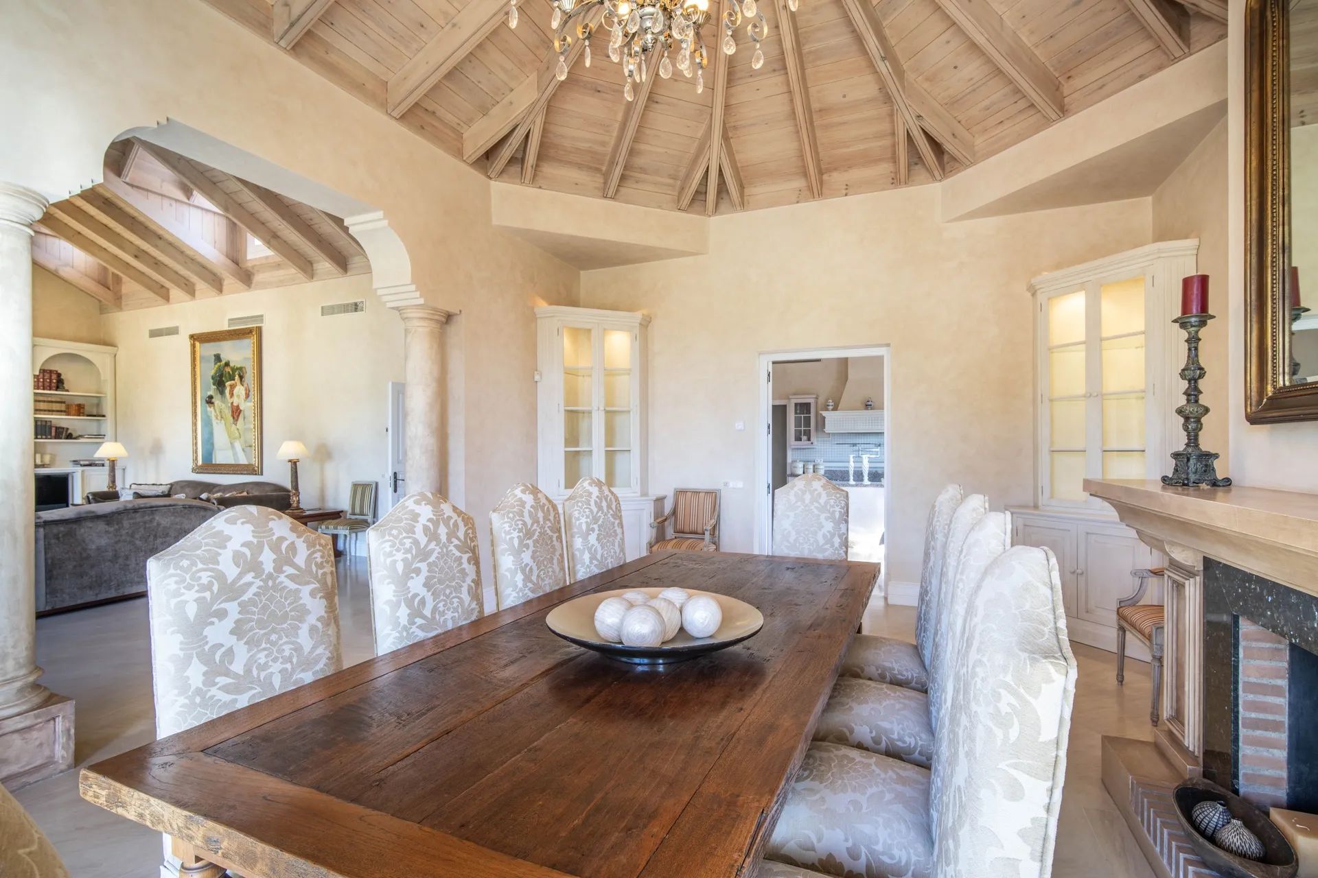 Mediterrane meesterwoning in Marbella’s meest prestigieuze enclave foto 7
